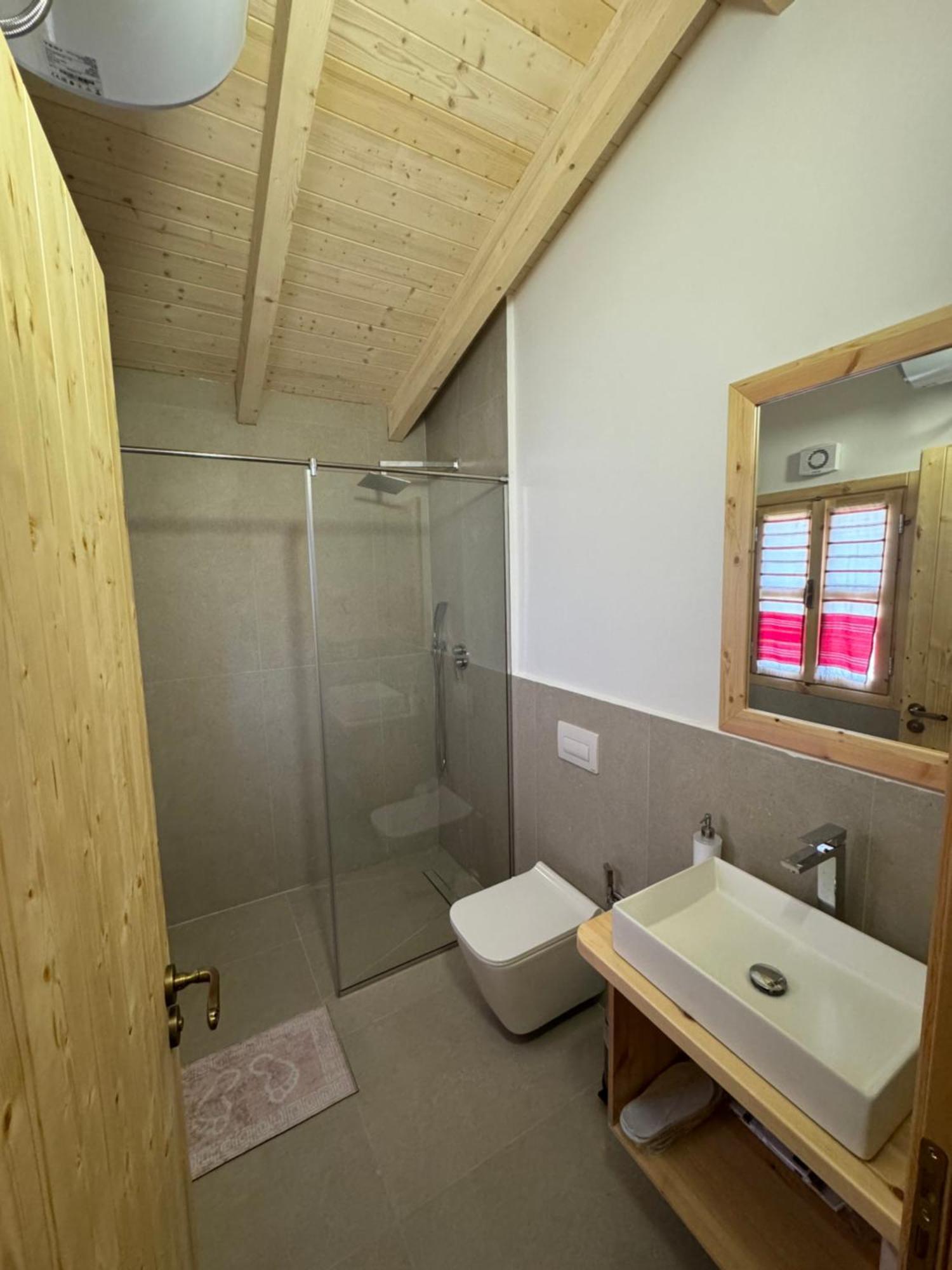 Fishta Guesthouse - Mrizi I Zanave Fishte Екстериор снимка